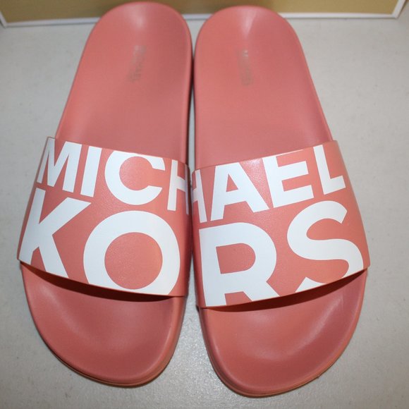 gilmore graphic logo slide